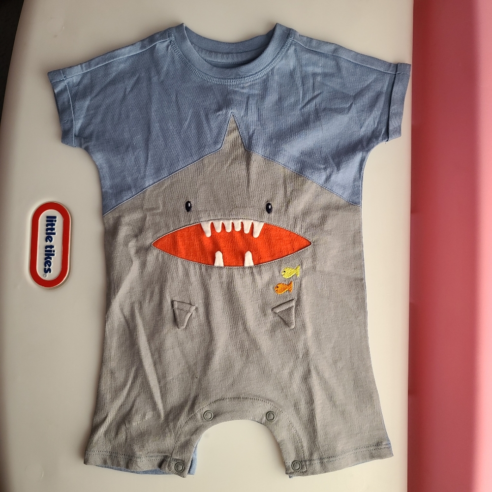 Lightning Bug baby shark romper 6-9 months